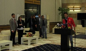 horia tecau sosire bucuresti 1 jpeg