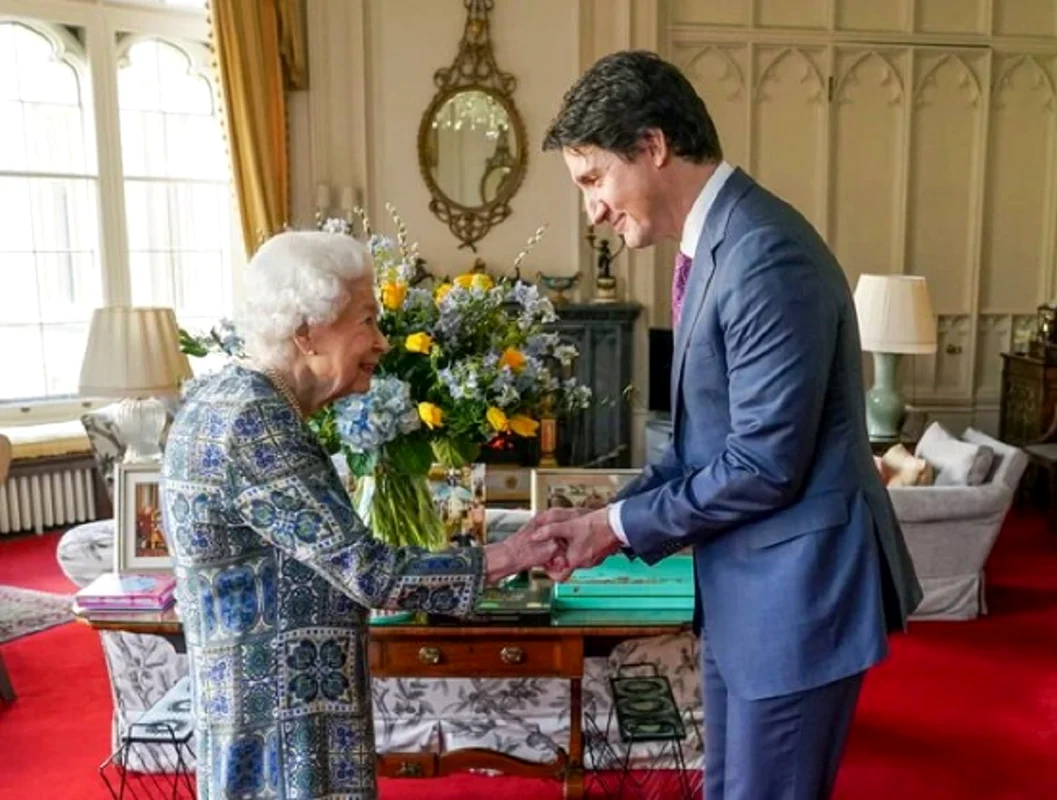 Justin Trudeau și regina Elisabeta a II-a