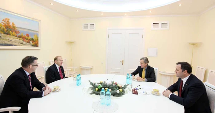 Întâlnirea cu şefii misiunilor diplomatice FOTO Adevărul