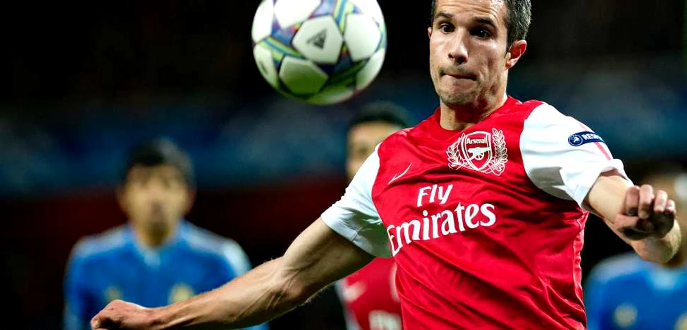 
		    Mediafax | Van Persie, aproape de un transfer		