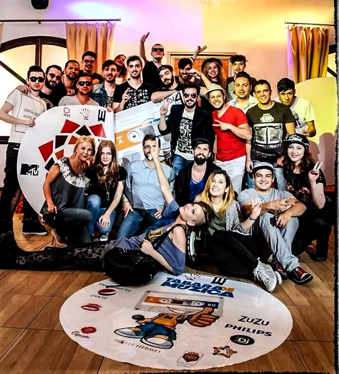 Gaşca de muzicieni din Tabăra de muzică de la Alba Iulia