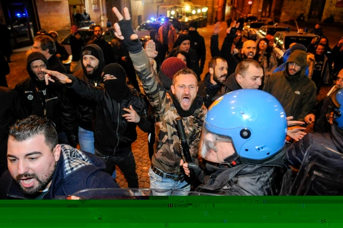 Proteste violente ale extremei drepte din Italia FOTO EPA-EFE