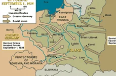 Polonia sfâşiată între Hitler şi Stalin gif