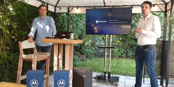Lansare Motorola  Moto G9 Plus Moto Razr 5G cu Georgi Bonev şi Răzvan Sturzu FOTO Adrian Pogîngeanu