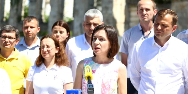 Maia Sandu privesc.eu