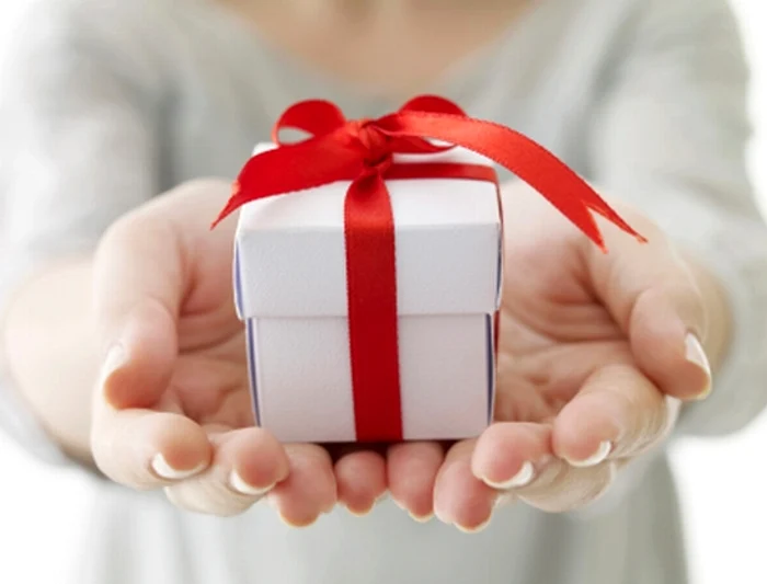 Și tu poți face o bucurie copiilor nevoiași