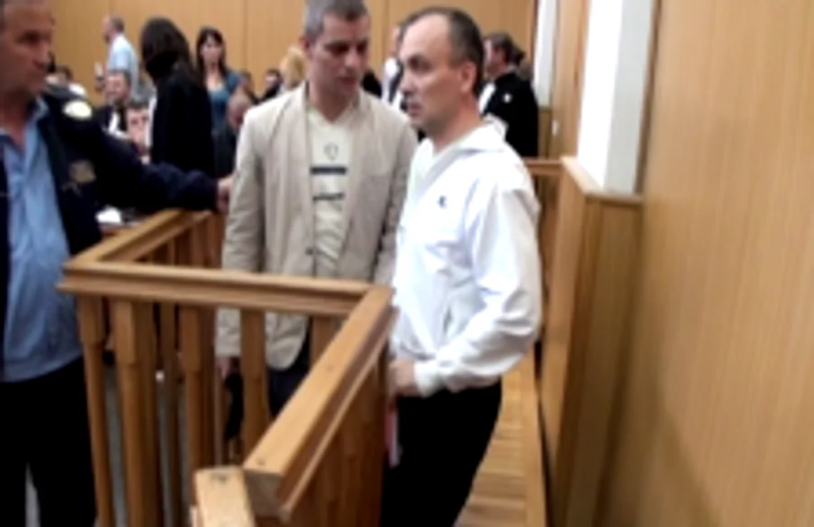 Cei doi proxeneţi vor sta la puşcărie