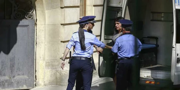 Flori Dinu Hexi Pharma poliţie FOTO Inquam Photos