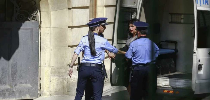 Flori Dinu este cercetată în arest la domiciliu FOTO Inquam Photos