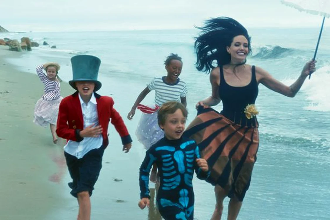 ONE TIME USE Vogue US Angelina JOLIE jpeg