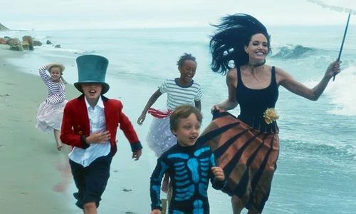 ONE TIME USE Vogue US Angelina JOLIE jpeg