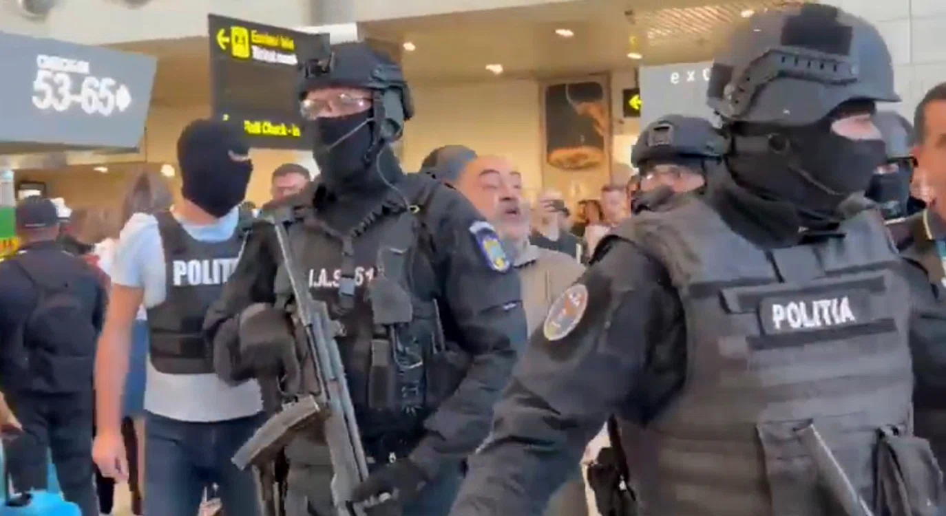 Genică Boenică, la Aeroportul Otopeni. Foto: Captură video Info Sud Est