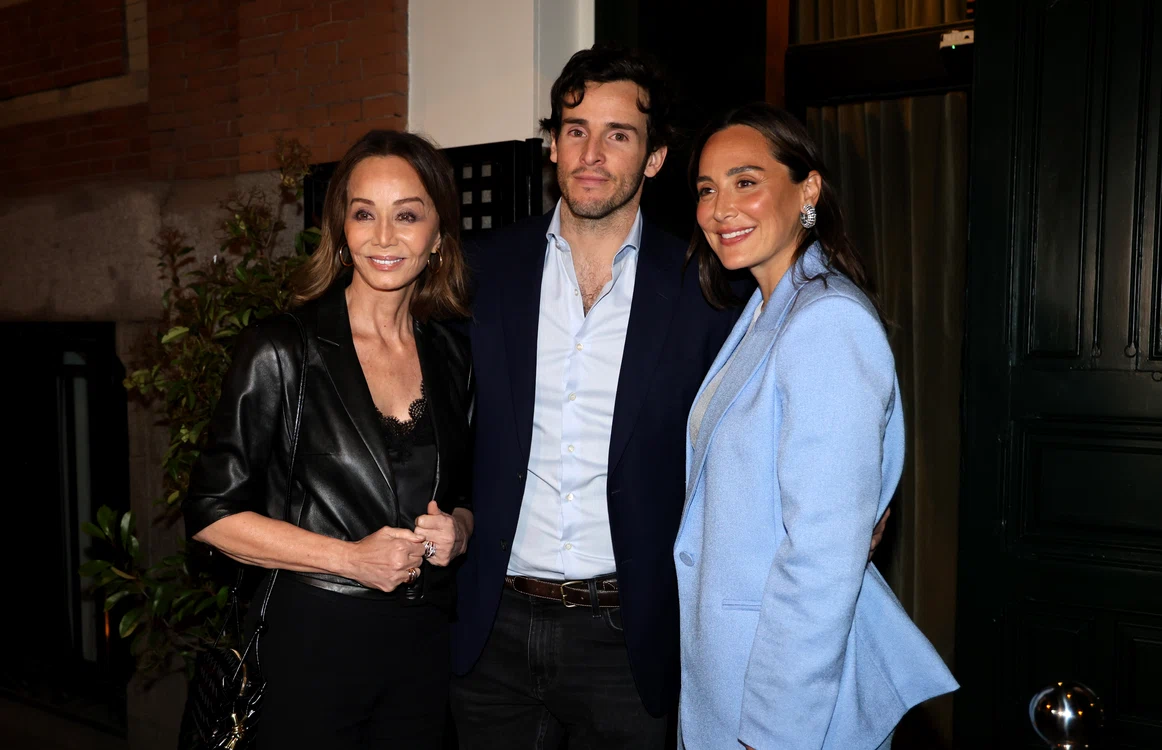 Isabel Preysler cu fiica sa, Tamara, și ginerele său, Andres. FOTO: Getty Images