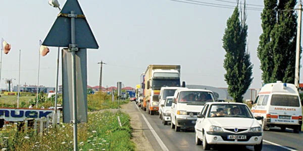 S-a finalizat primul drum judeţean reabilitat cu fonduri europene (foto arhiva Adevărul)