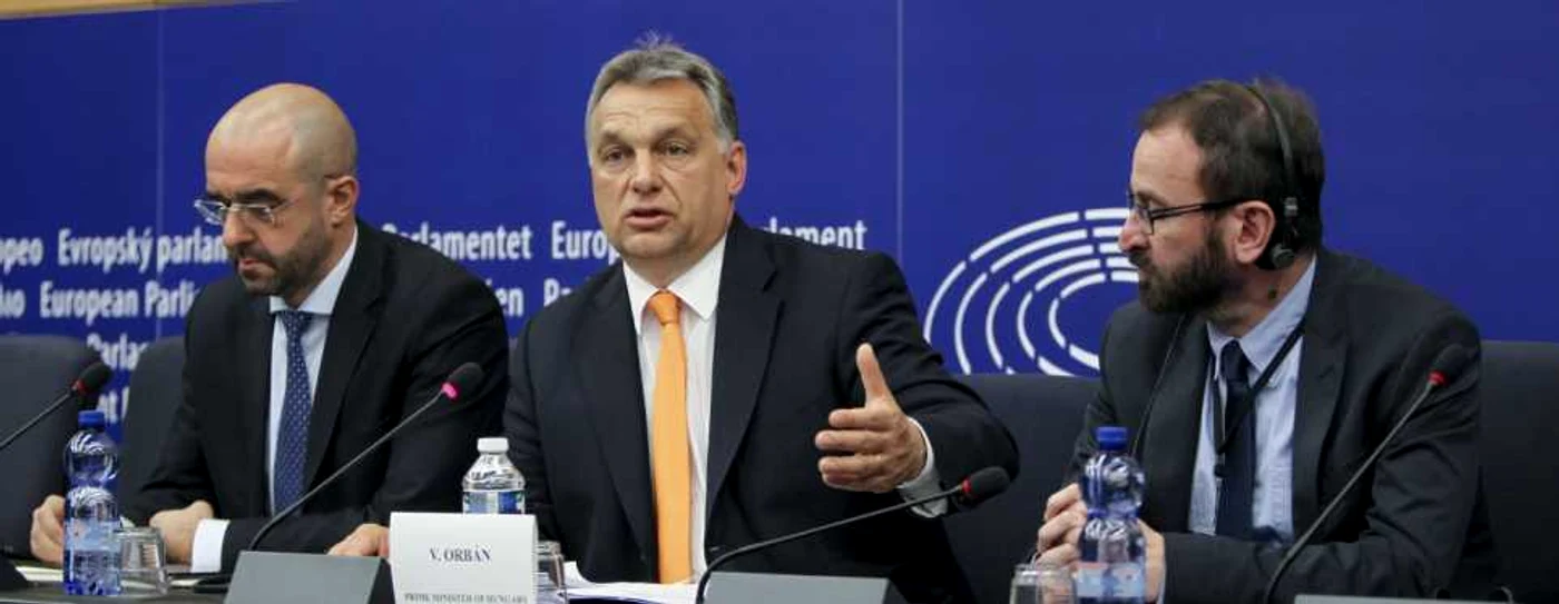 Premierul ungur Viktor Orban şi europarlamentarul József Szájer FOTO Profimedia