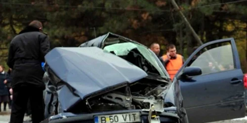 Skoda neagră care a provocat accidentul are numere de București