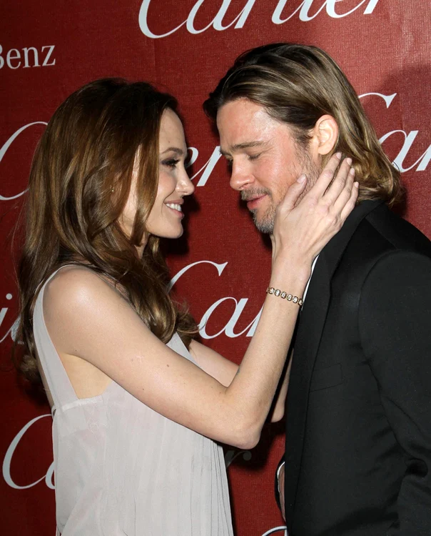 Angelina Jolie şi Brad Pitt (FOTO: TNYF/WENN.com)
