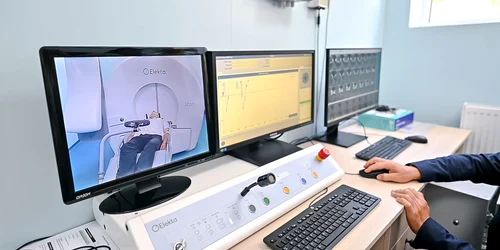 Laboratorul de Radiochirurgie FOTO  Spitalul Nicolae Oblu jpg