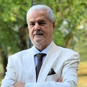 Adrian Năstase FB  Adrian Năstase jpg