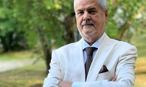 Adrian Năstase FB  Adrian Năstase jpg