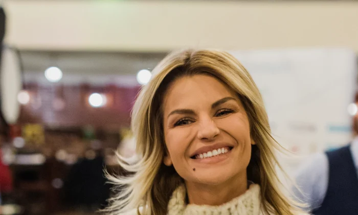 1 oana mares jpg jpeg