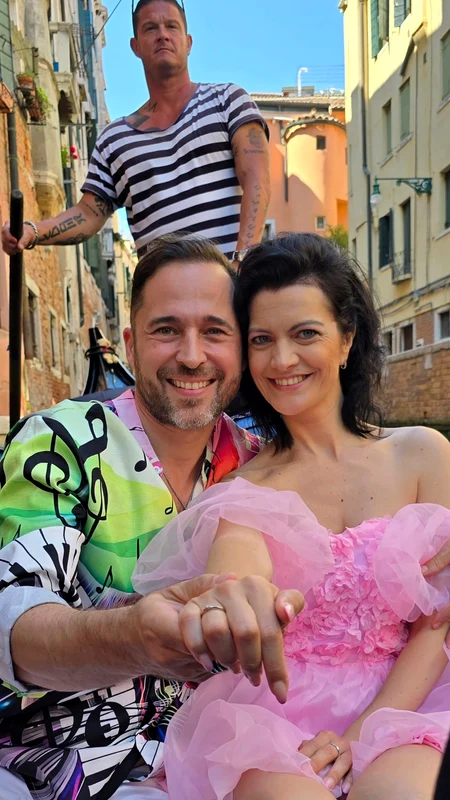 Dinu i-a dat inel din aur alb cu diamant Magdei foto Instagram 