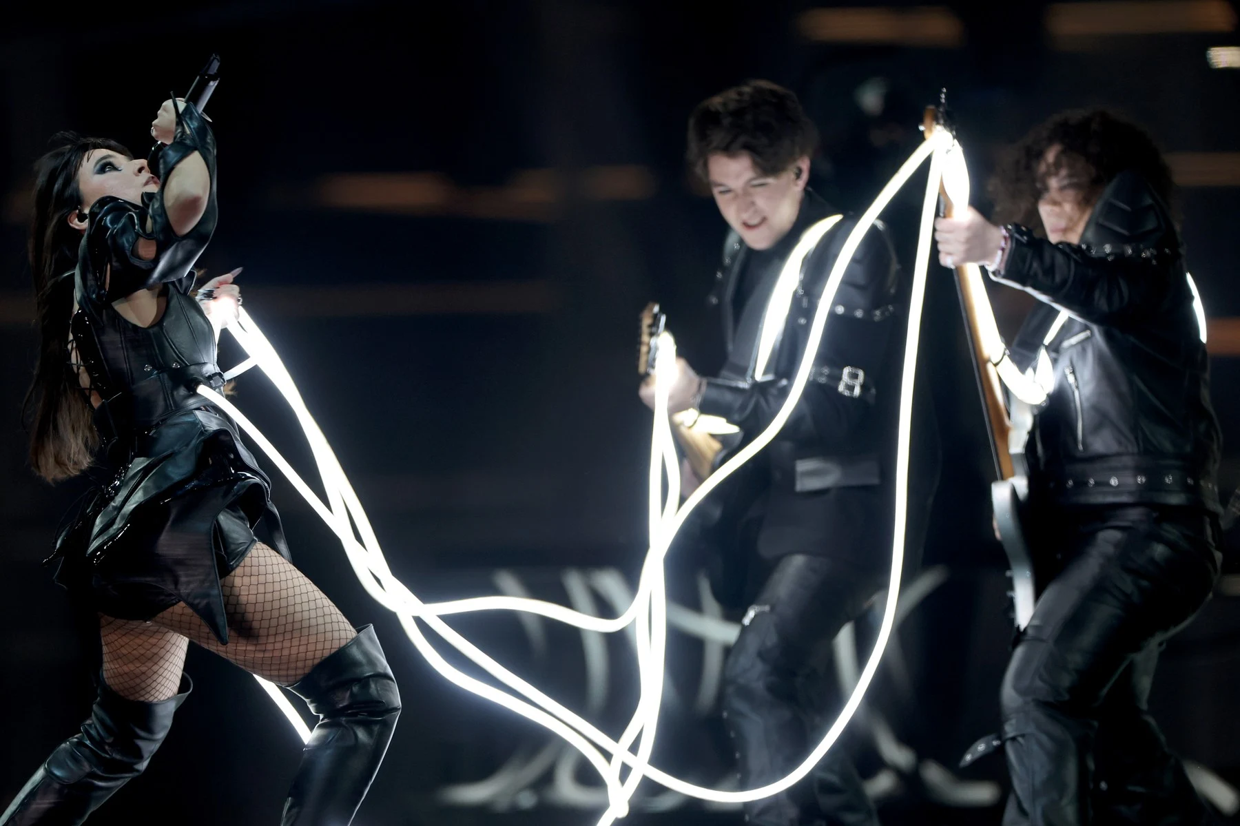 Scandal după ce Moldova a acordat doar 3 puncte României în finala Eurovision. Reacțiile furioase au inundat Internetul: „Rușine! E oribil, seamănă a corupție!”