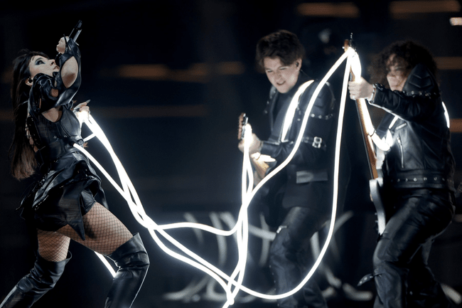 Scandal după ce Moldova a acordat doar 3 puncte României în finala Eurovision. Reacțiile furioase au inundat Internetul: „Rușine! E oribil, seamănă a corupție!”