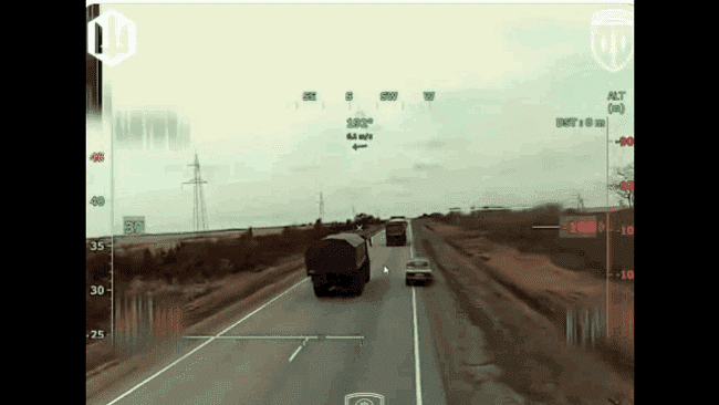 Ucrainenii aruncă în aer „tot ce mișcă” pe o șosea din sudul Rusiei. Drumul strategic de aprovizionare către Crimeea este controlat complet