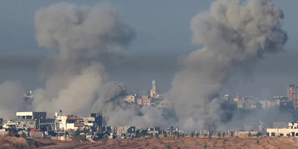 Bombardamente in nordull Fasiei Gaza FOTO EPA EFE jpg