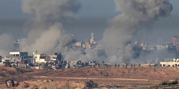 Bombardamente in nordull Fasiei Gaza FOTO EPA EFE jpg