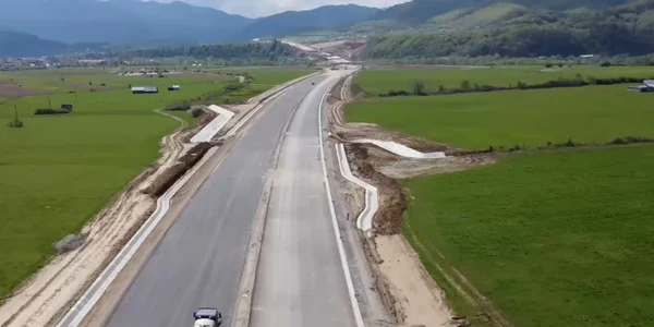 Lotul I al Autostrăzii Sibiu - Piteşti - stadiul lucrărilor - începutul lunii mai 2022 Foto YouTube Ioan Adrian Gica