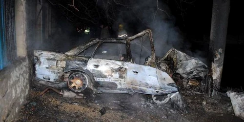 Automobilul ars la Peresecina