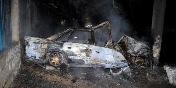Automobilul ars la Peresecina