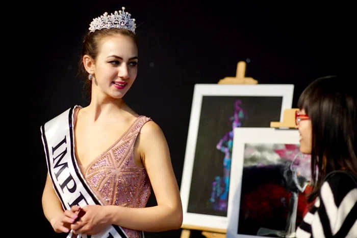 Dorina Chihaia are o educație impresionantă