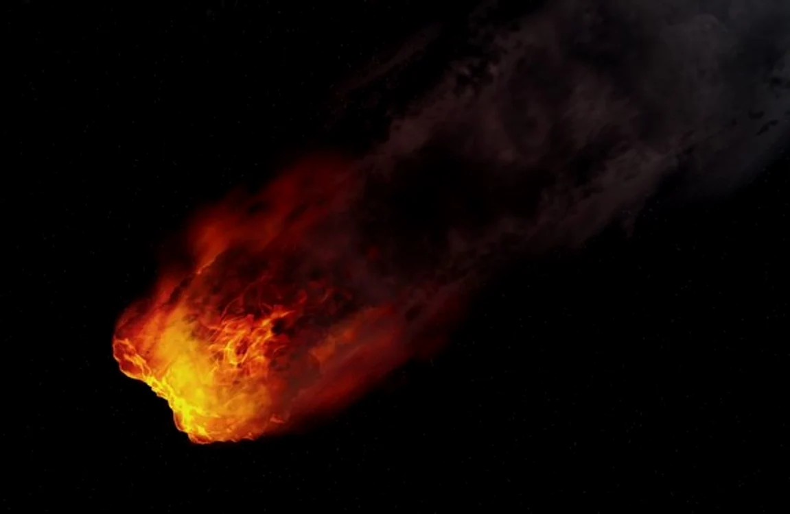 
    Meteorul mai este cunoscut și sub denumirea de stea căzătoare  