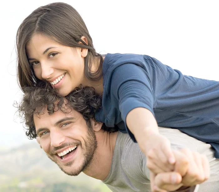 Există câteva trucuri care menţin armonia şi reaprind «focul» într-un cuplu