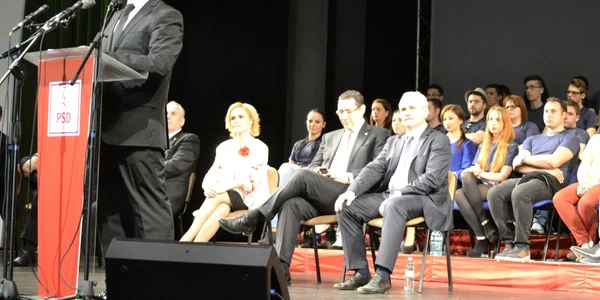 Social democraţii băcăuani îl susţin