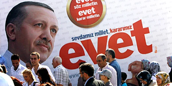 Manifestatie de sustinere a referendumului initiat de Recep Tayyip Erdogan FOTO pri.org