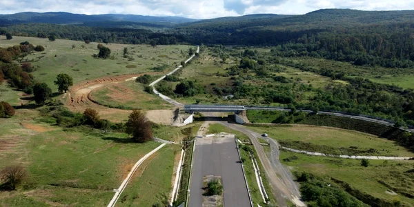 Autostrada Lugoj   Deva, zona viitoarelor tuneluri Holdea   Margina  Foto Daniel Guță (20) JPG