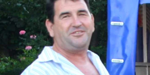 Reşiţa: PORTRET / Vasile Marin face butoaie pentru tot Banatul
