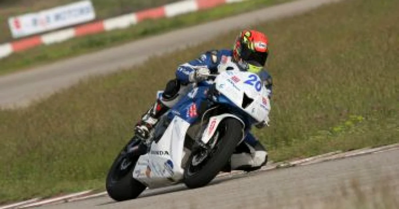 Reşiţa: Ionel Pascotă a fost trădat de motor în cea mai importantă cursă a anului (GALERIE FOTO)