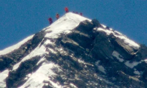 Everest (Reuters) jpeg