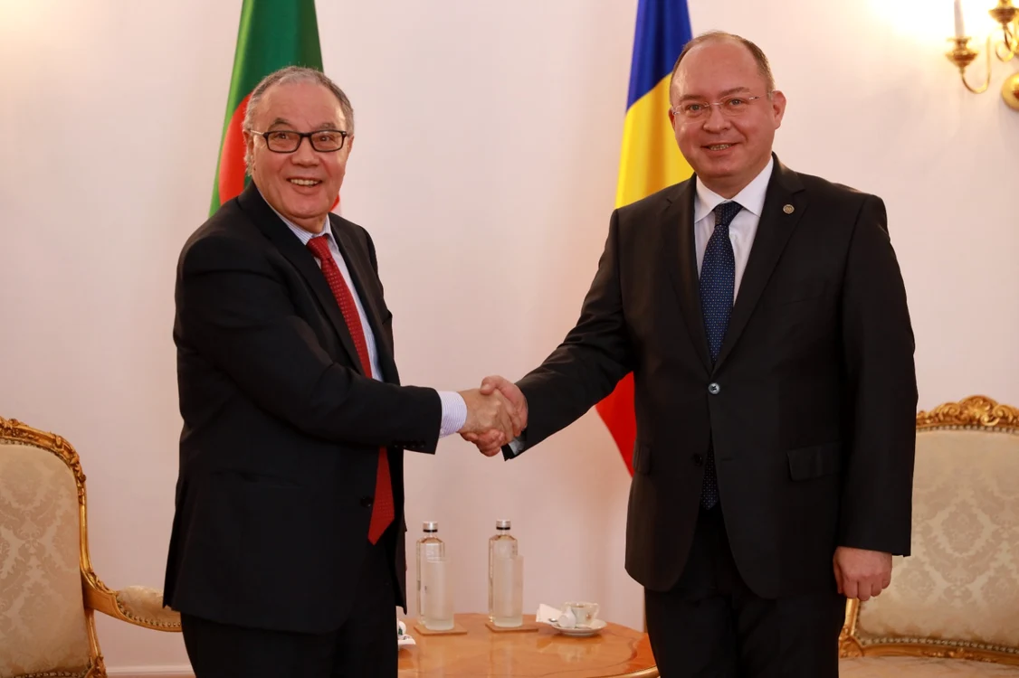 A A Consultări politico-diplomatice pe linia ministerelor de externe între România și Algeria FOTO: