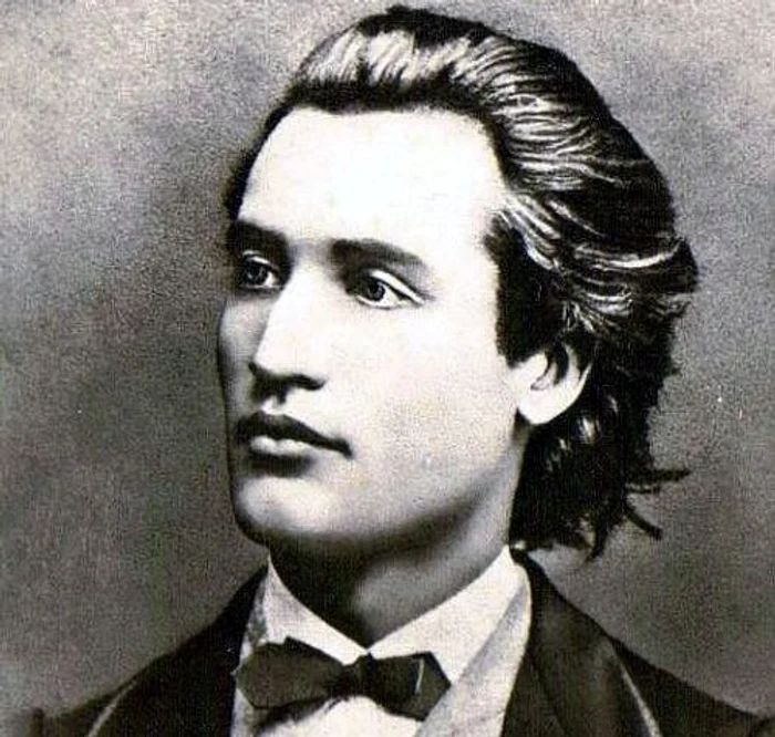 Mihai Eminescu, poetul naţional al românilor de dincolo şi dincoace de Prut.