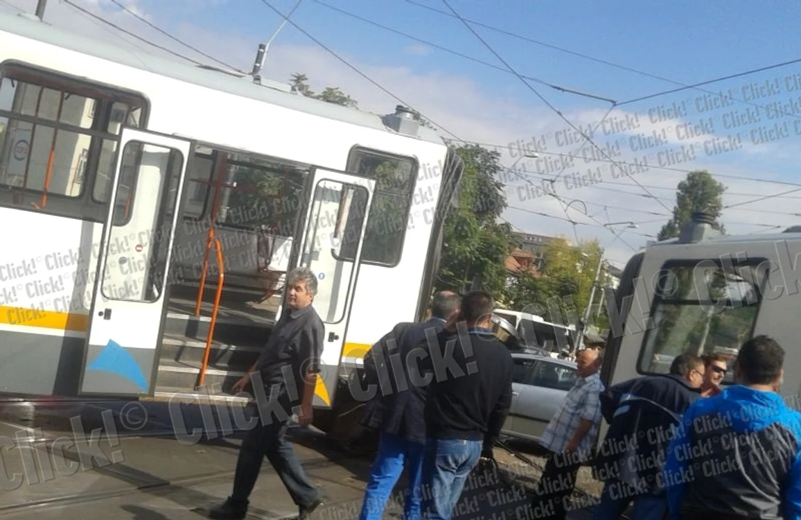 tramvai deraiat pe Calea Rahovei