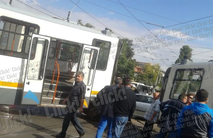 tramvai deraiat pe Calea Rahovei