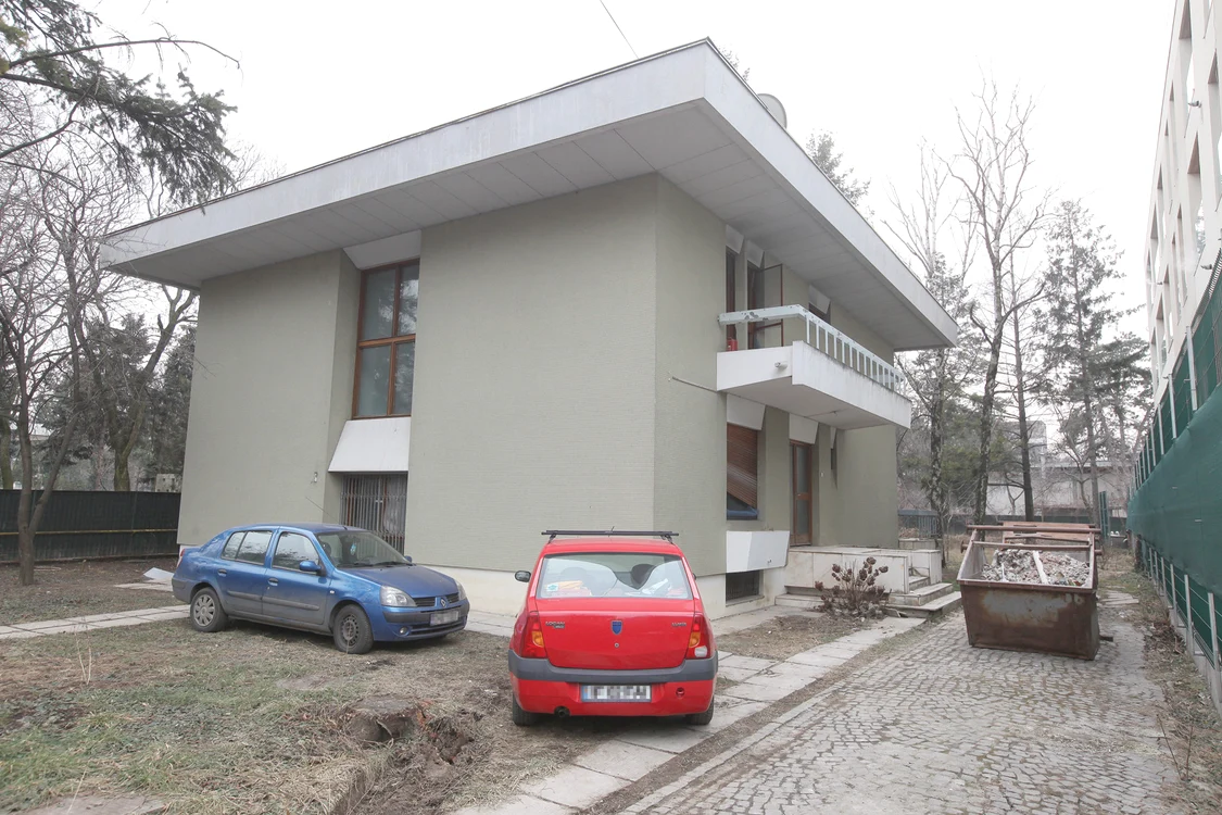 Casa “Roman”, unde trebuie să se mute fostul preşedinte