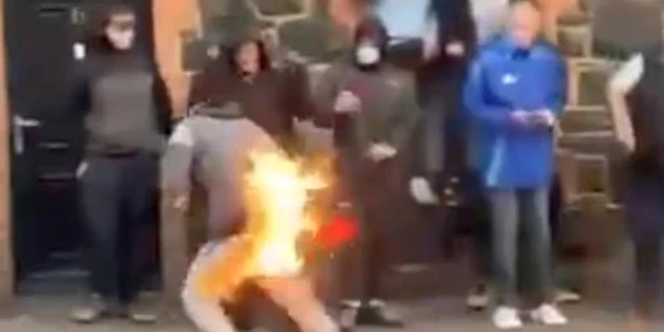 protestar irlanda de nord autoincendiat, captura video jpg