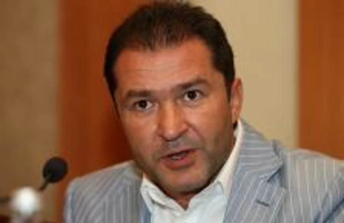 Elan Schwartzenberg